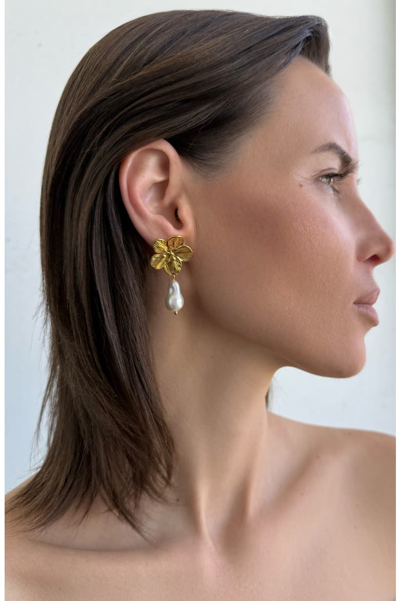 Flower Faux Pearl Drop Earrings, Alternate, color, GOLD/ WHITE