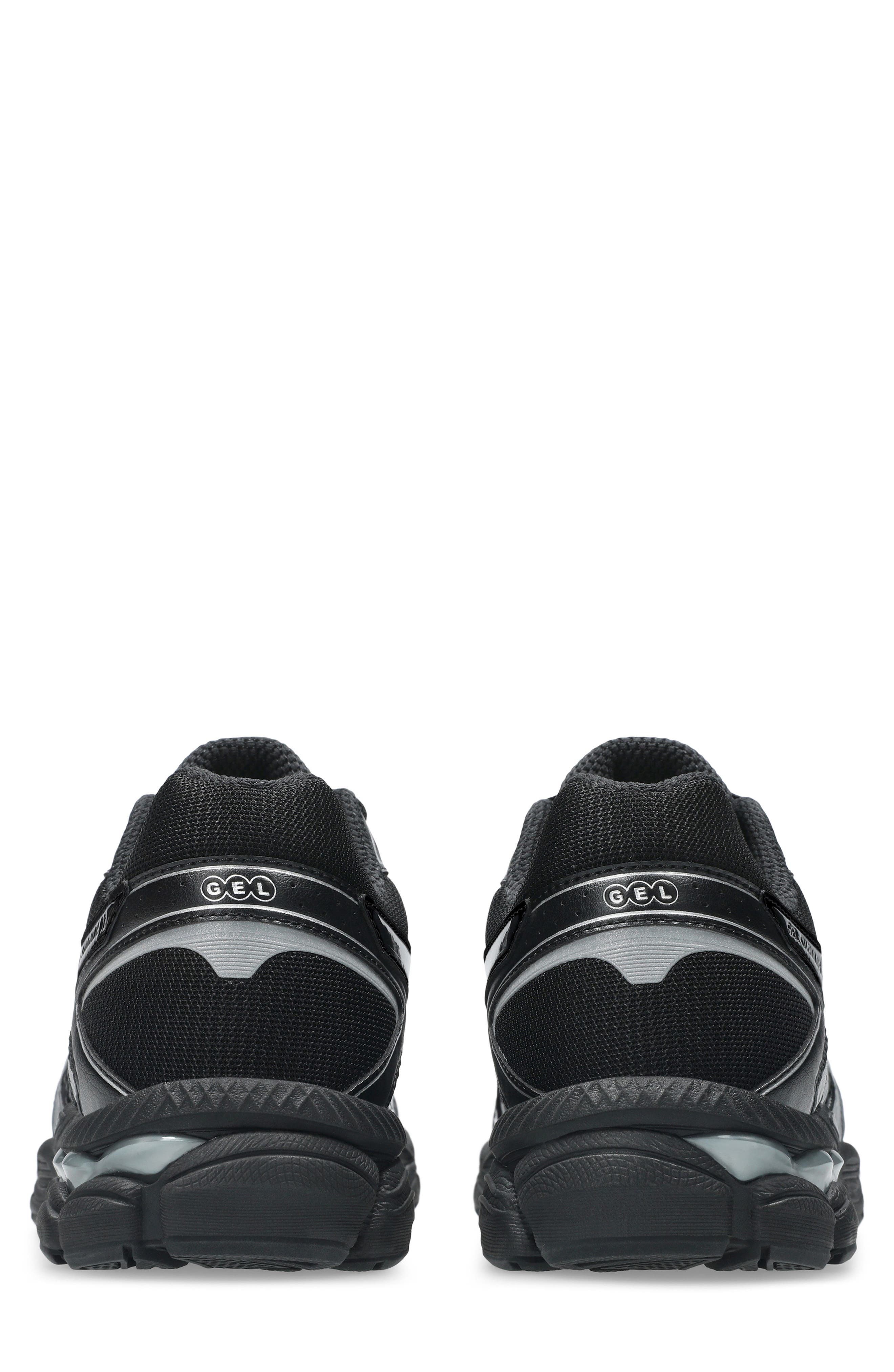 ASICS<sup>®</sup> Gender Inclusive GEL-CUMULUS<sup>®</sup> 16 Sneaker, Alternate, color, Black/ Black