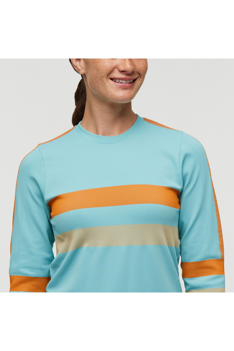 Debajo Seamless Baselayer Crew - Women's, Alternate, color, Bluebird Stripes