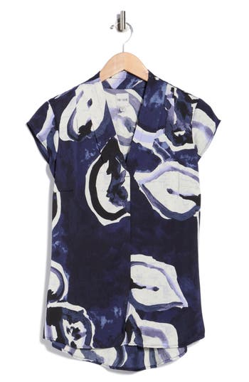 Nic + Zoe Nic+zoe Watercolor Vines Split Neck Top In Blue