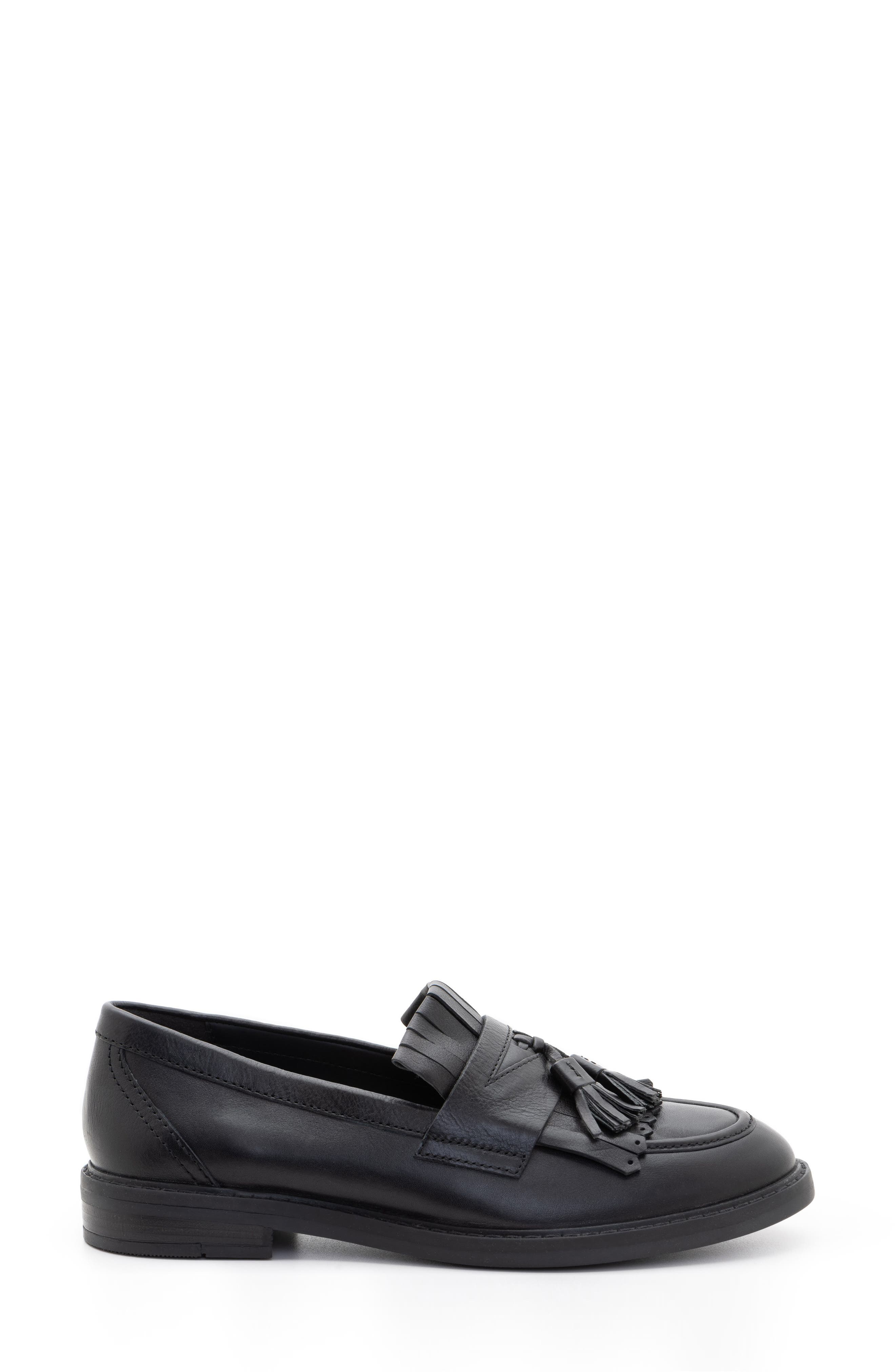 Kirelle Kiltie Loafer, Alternate, color, BLACK