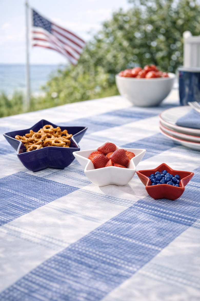 Red White & Blue Patriotic Star Shaped Set of 3 Serving Dishes, Alternate, color, Blue