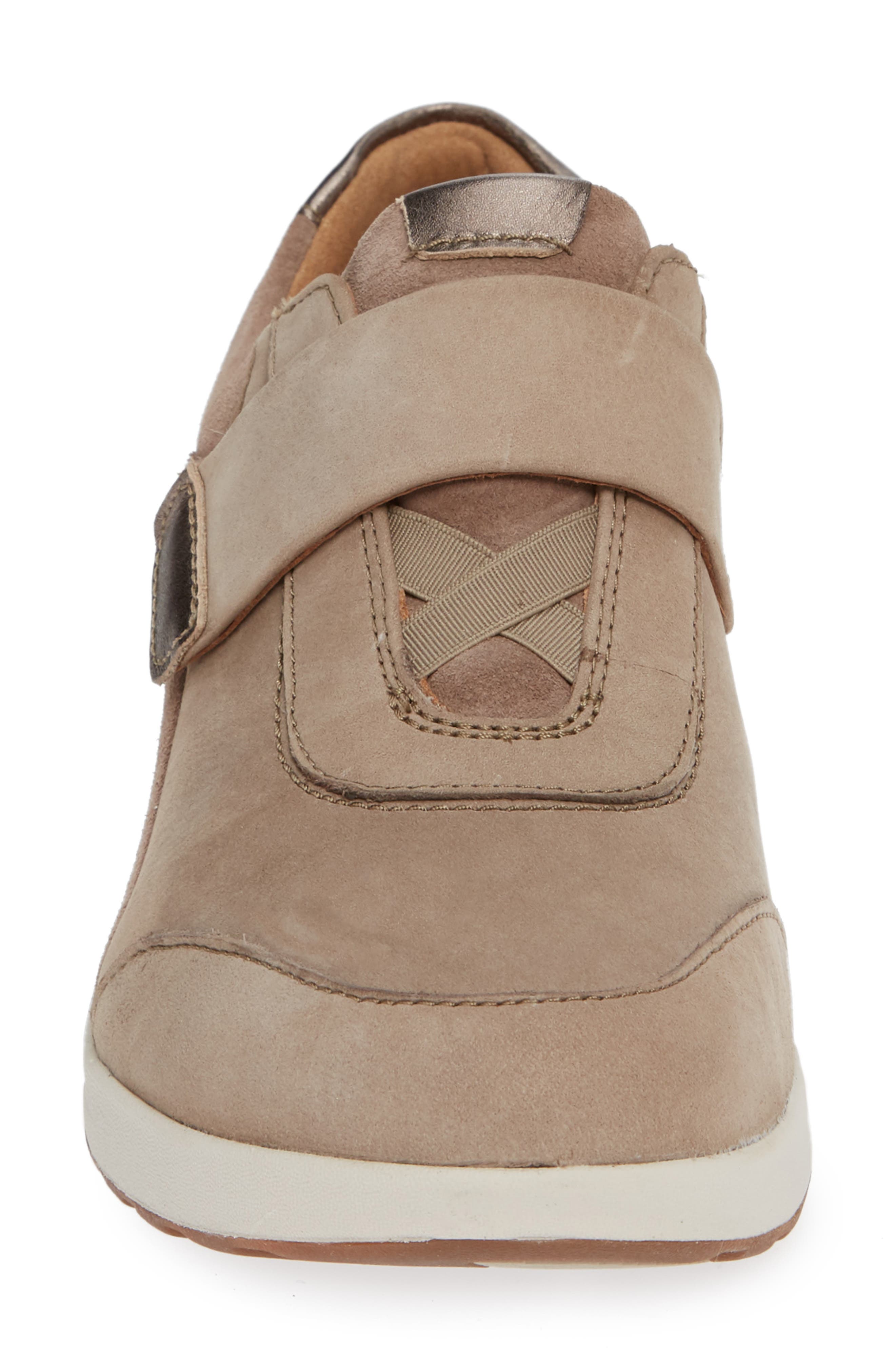 Clarks<sup>®</sup> Un Adorn Lo Sneaker, Alternate, color, 