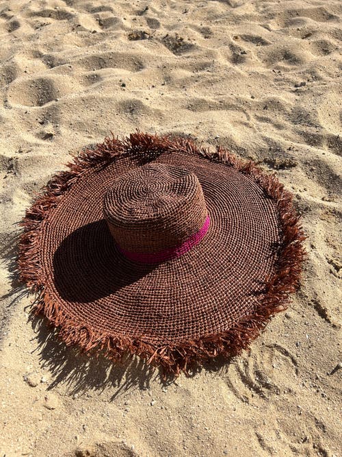 Zanatany Concepts Chapeaute Hat In Brown
