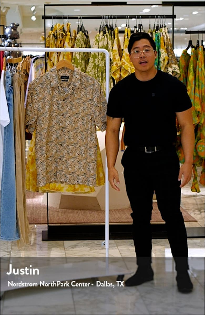 Shaped Fit Short Sleeve Button-Up Camp Shirt, sales video thumbnail