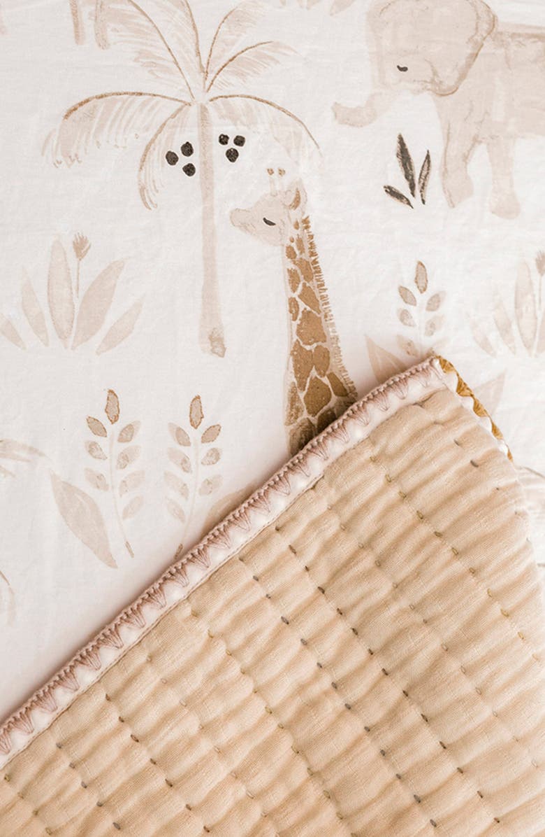 CRANE BABY Cotton Sateen Fitted Crib Sheet, Alternate, color, White/Multi