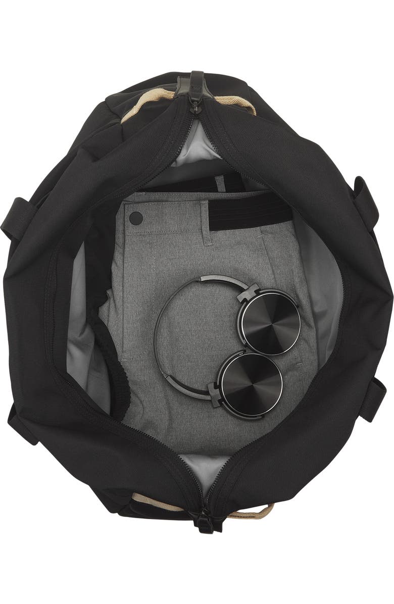 bugatti Vacilando Duffle Bag, Alternate, color, Black