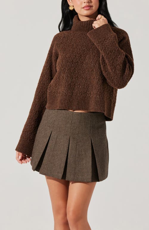 ASTR ASTR THE LABEL TEXTURED STITCH CROP TURTLENECK SWEATER 