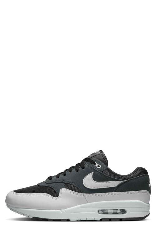 Nike Air Max 1 Essential Sneaker