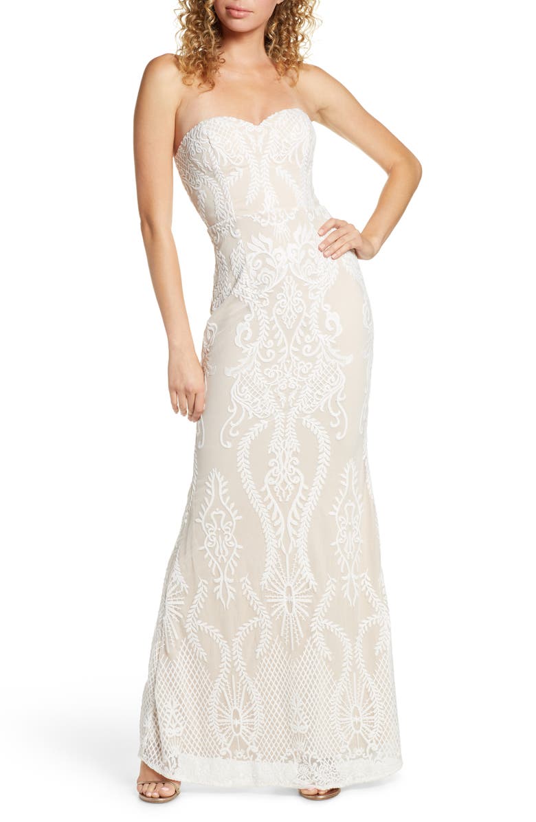 Lulus You Belong With Me Strapless Embroidered Mesh Evening Gown, Main, color,