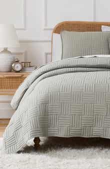 SOUTHSHORE FINE LINENS Grid Oversized Quilt Set