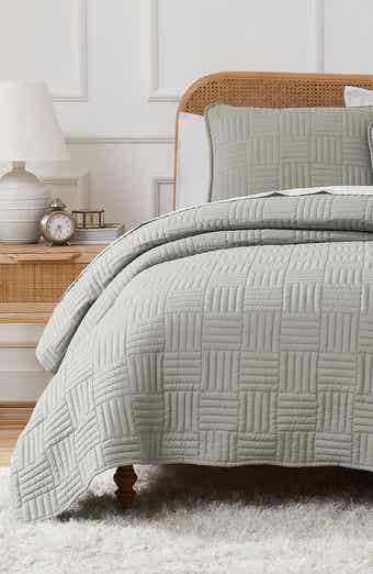 SOUTHSHORE FINE LINENS Grid Oversized Quilt Set