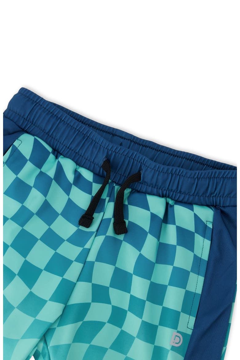 Athletic Shorts Checkerboard in Recycled Polyester, Alternate, color, Teal Printed Checkerboard