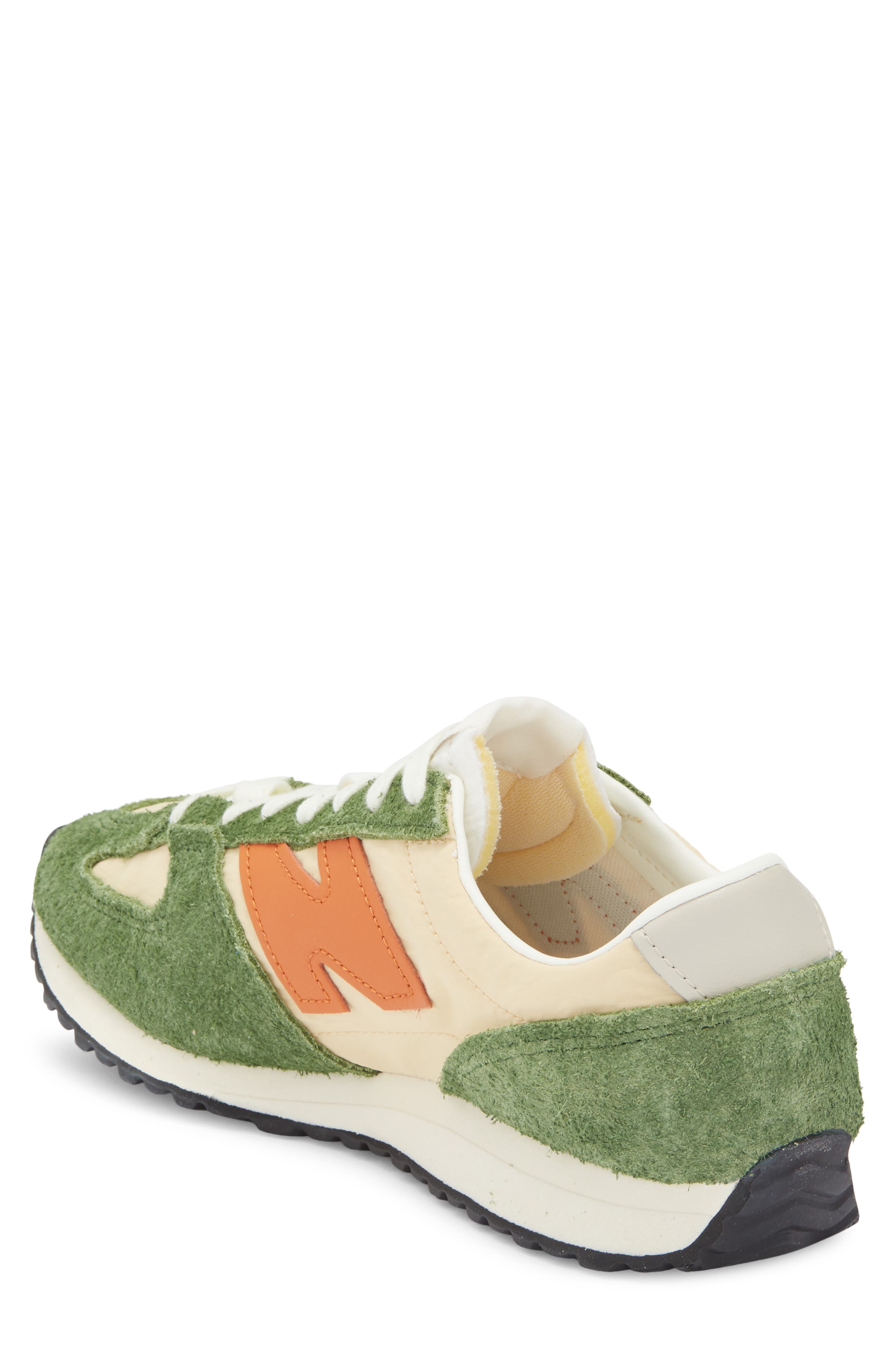 Gender Neutral 471 Sneaker, Alternate, color, ASH WOOD/ DARK ALPINE GREEN