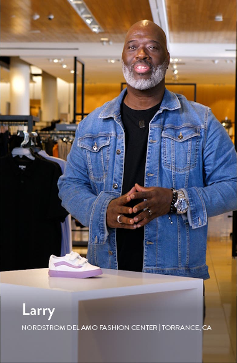 Kids' Old Skool V Sneaker, sales video thumbnail