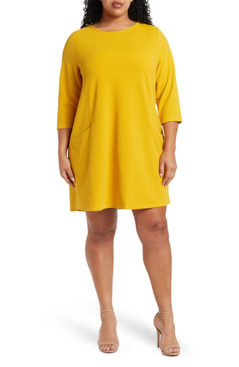 Jewel Neck Three-Quarter Sleeve High Tech Dress (Plus)