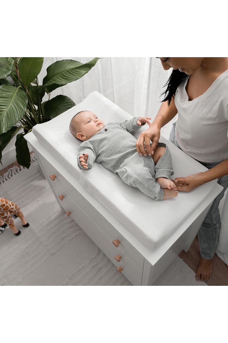 Muslin Fitted Changing Pad Cover, Alternate, color, White