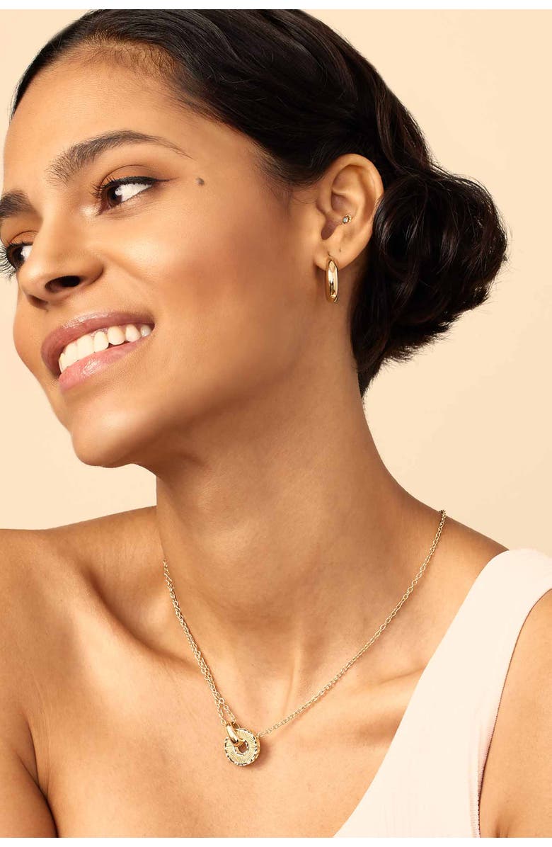 Oradina 14K Yellow Gold Icon Pendant Necklace, Alternate, color, Yellow Gold