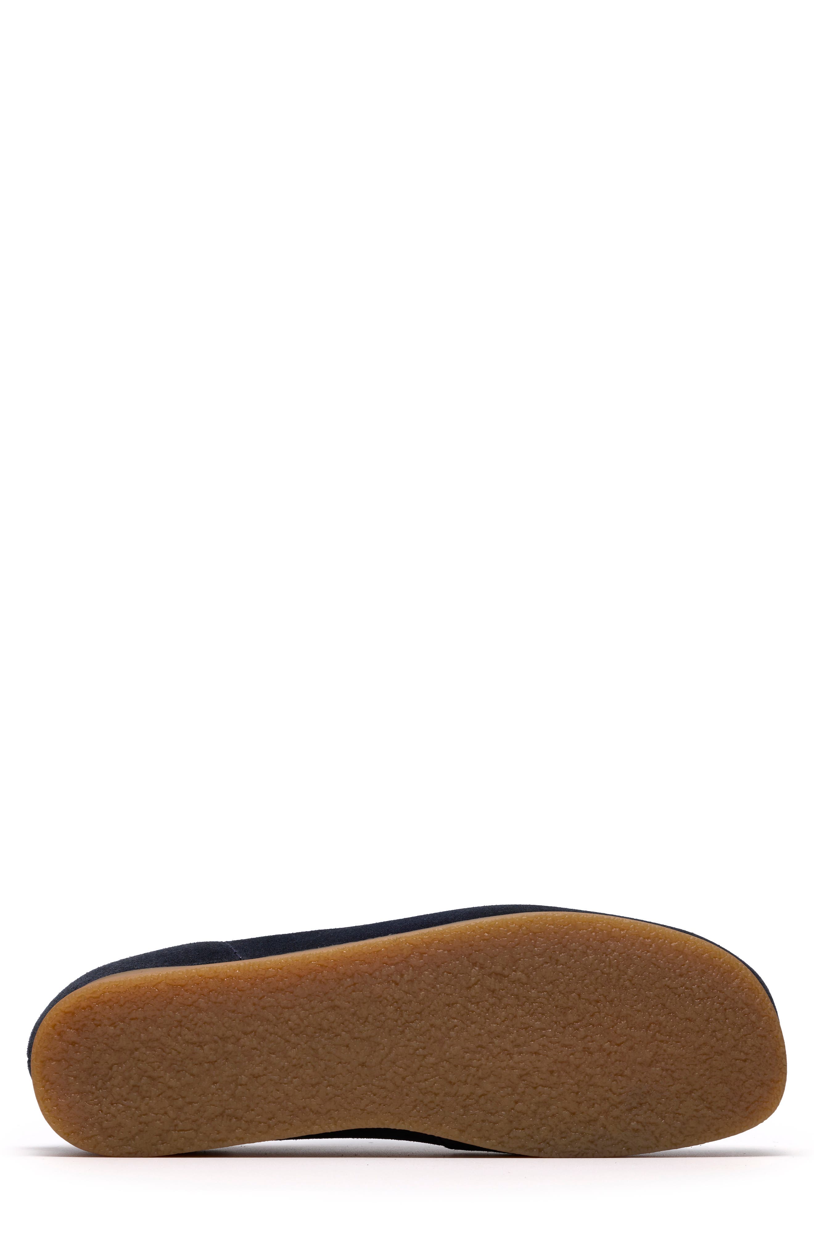 Clarks<sup>®</sup> Wallaston Low Chukka Boot, Alternate, color, Navy