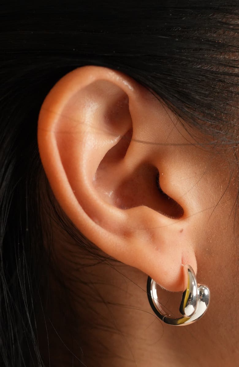 ARGENTO VIVO Puffy Huggie Hoop Earrings, Alternate, color, Silver