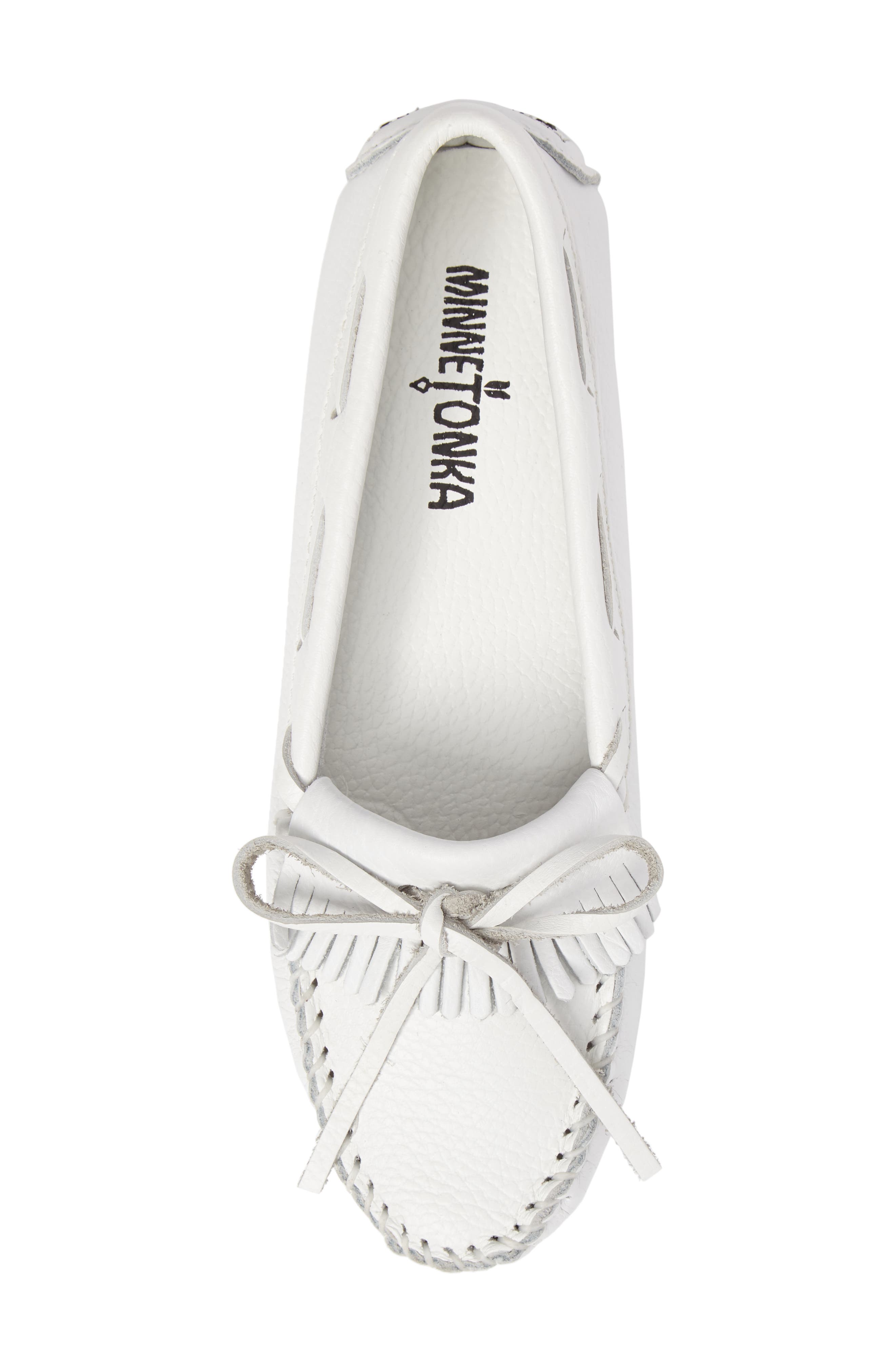 Minnetonka Kilty Driving Moccasin, Alternate, color, 