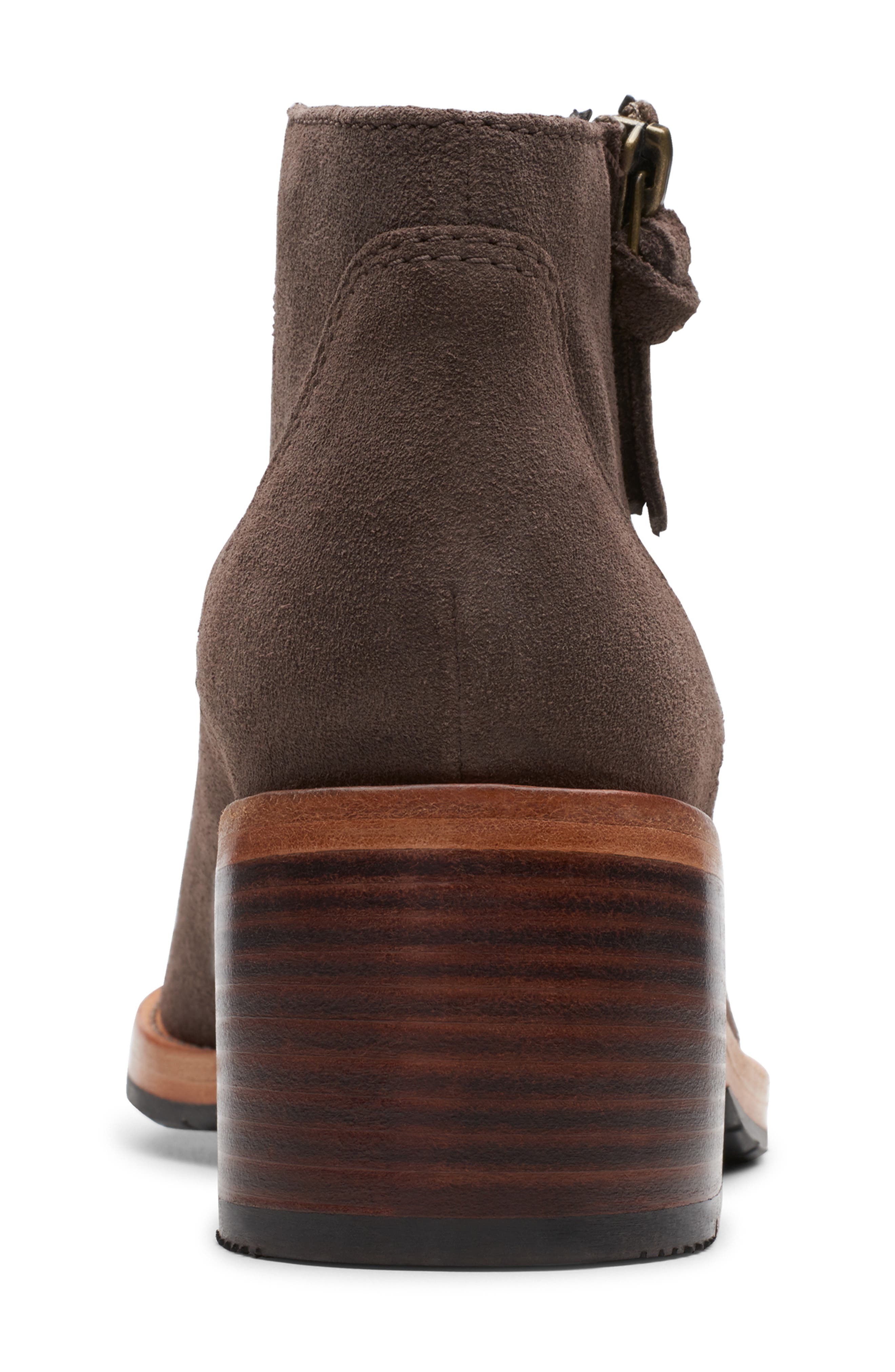 Clarkdale Dawn Bootie, Alternate, color, TAUPE SUEDE
