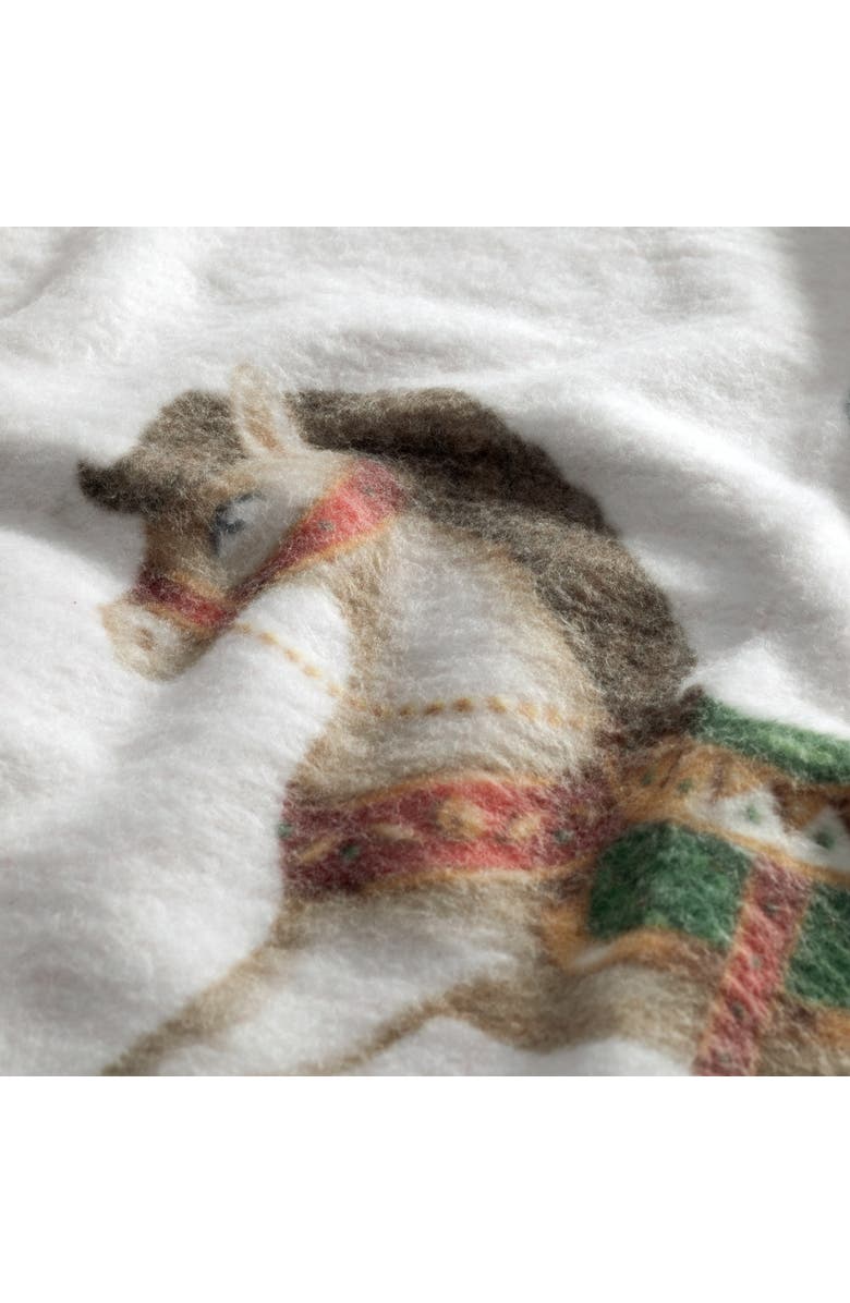 Togas Joylett Throw, Alternate, color, Red