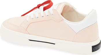 New Low Vulcanized Sneaker