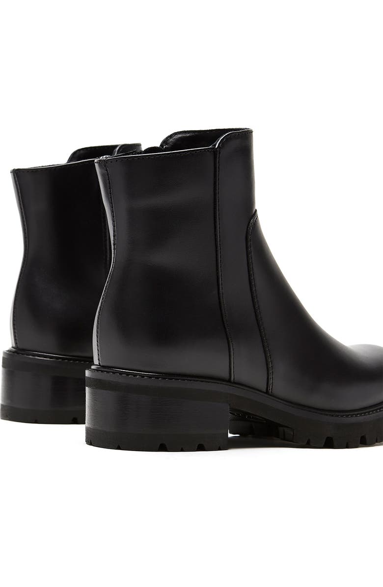 La Canadienne Cici Lug Sole Bootie, Alternate, color, Black