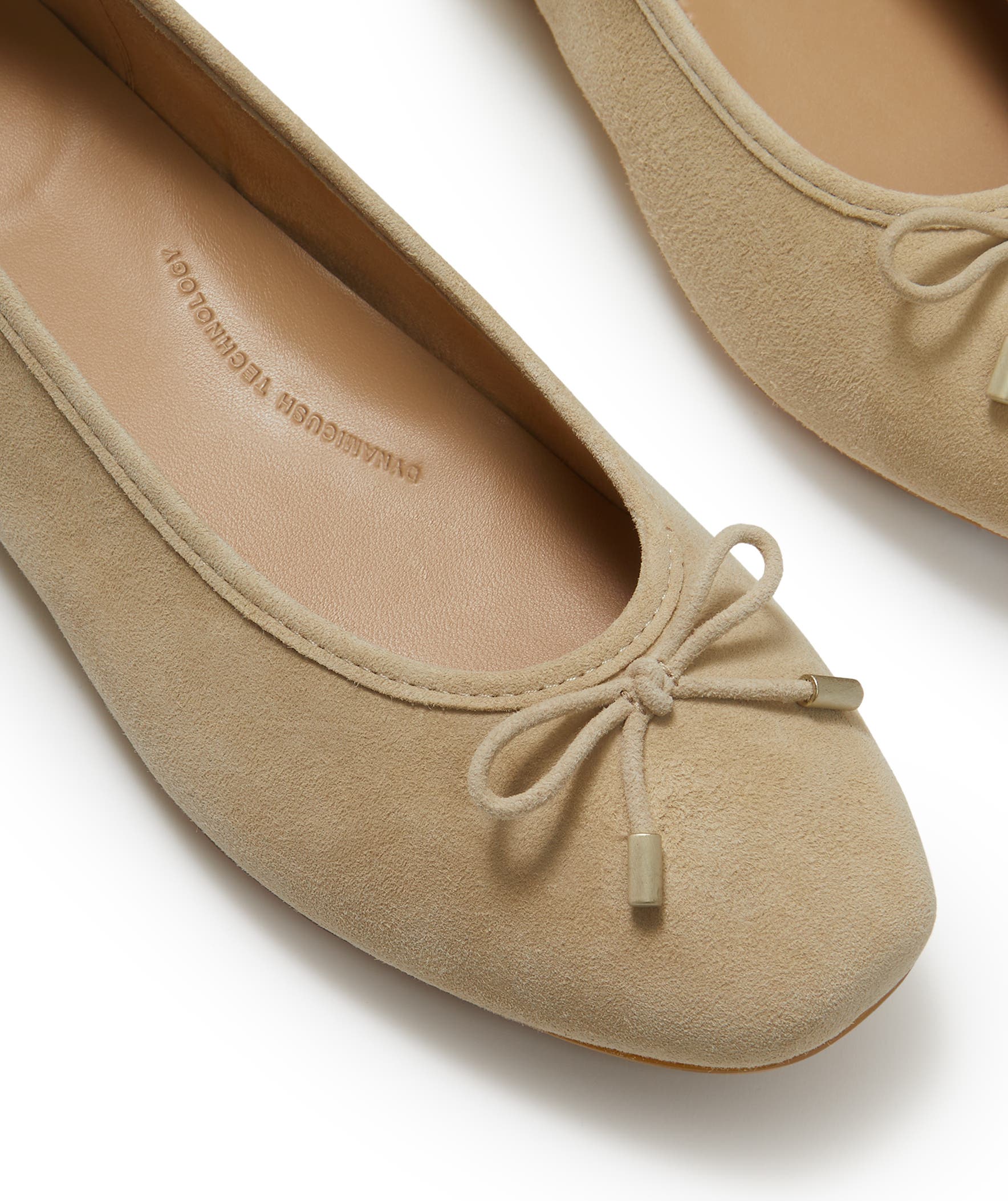 Delicato Bow S Ballet Flat, Alternate, color, Cappuccino