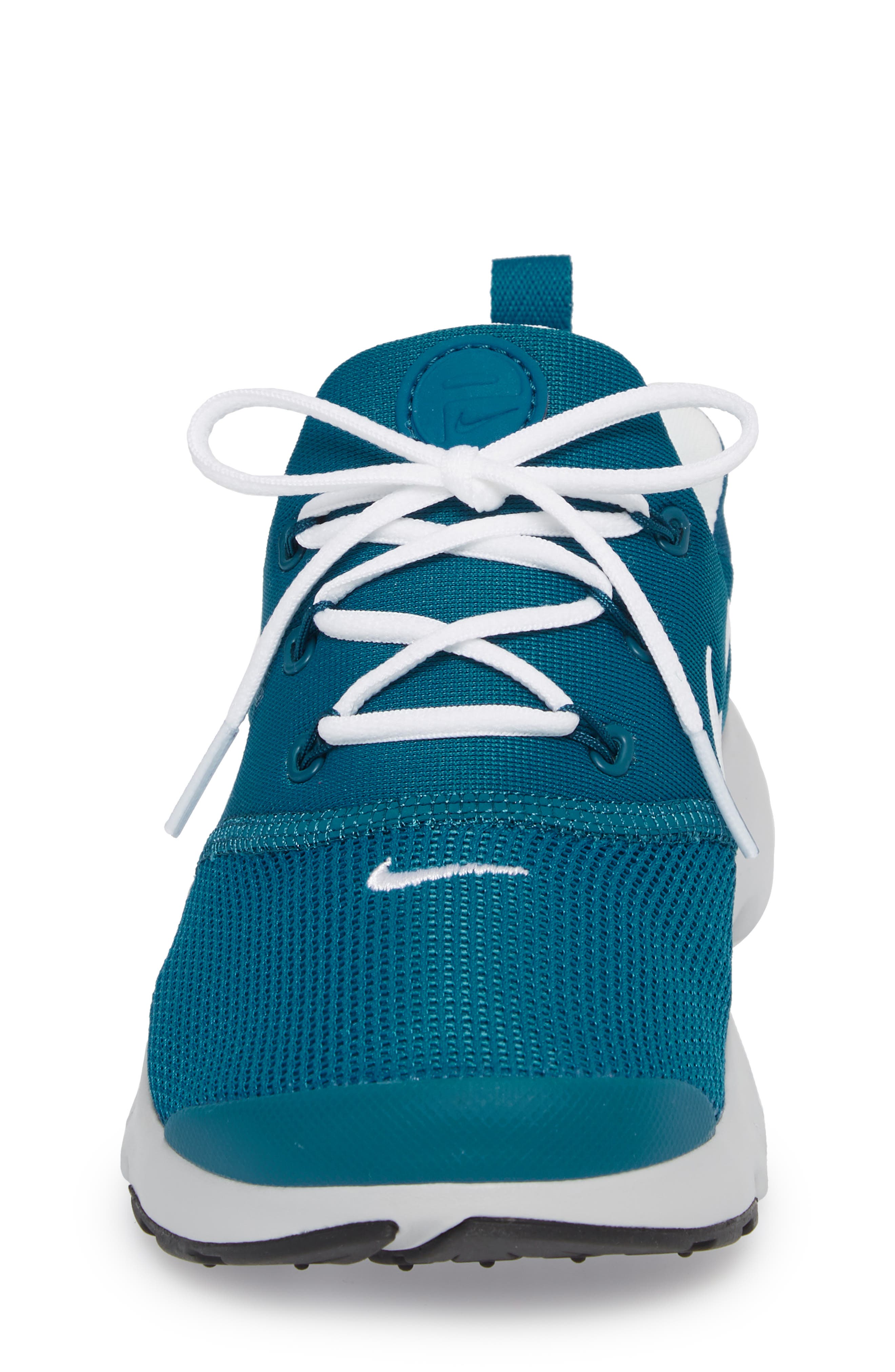 Nike Presto Fly Sneaker, Alternate, color, 