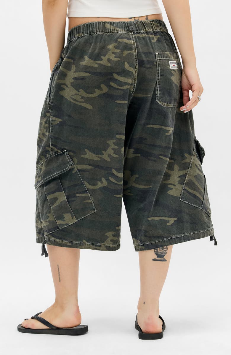 BDG Urban Outfitters Dallas Camo Crop Wide Leg Pants, Alternate, color, Green Camo