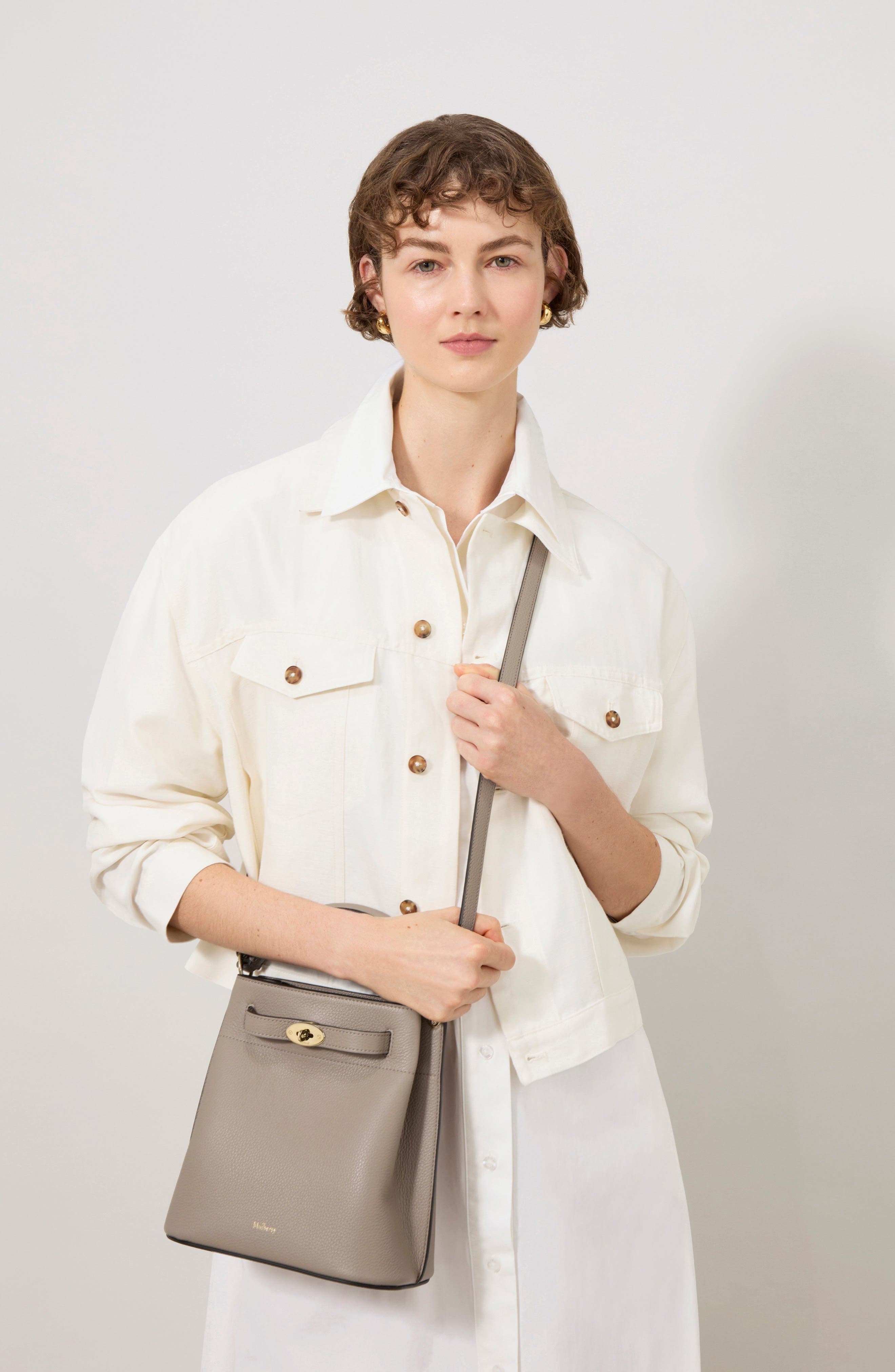 Islington Leather Bucket Bag, Alternate, color, CASHMERE TAUPE