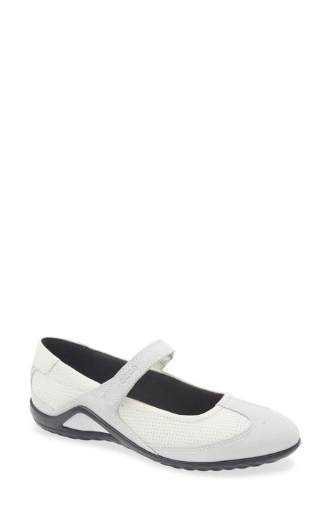 Vibration II Mary Jane Sneaker