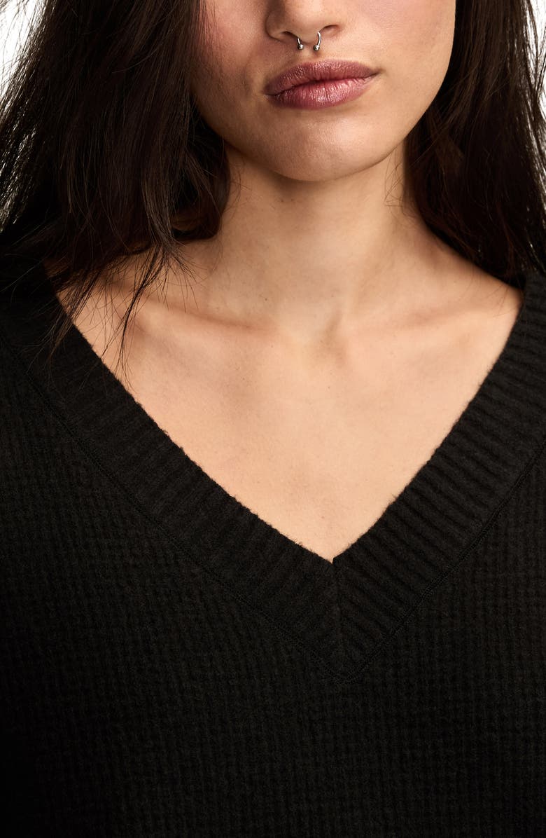 Lucky Brand Waffle Knit V-Neck Sweater, Alternate, color, Caviar