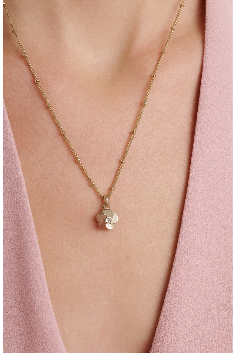 Parnela Polished Flower Pendant Necklace, Alternate, color, PALE GOLD/CRYSTAL