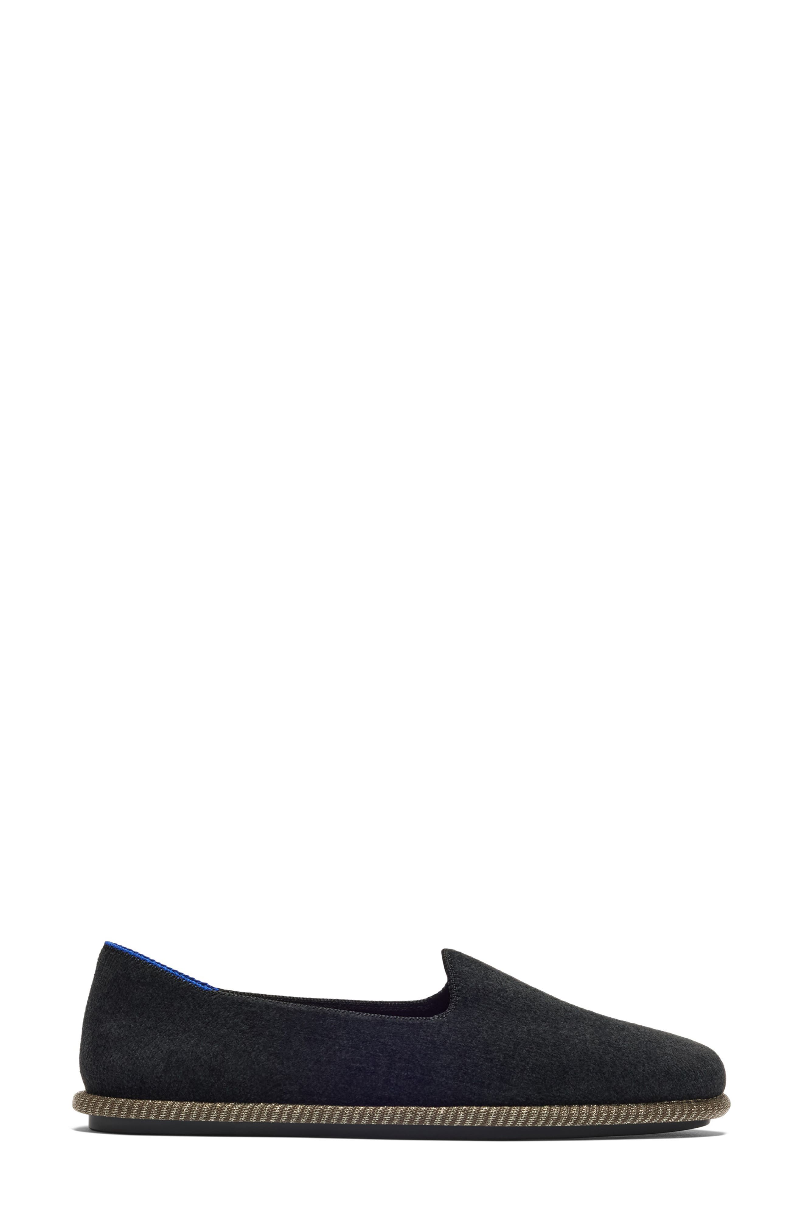 REVELVET BLACK