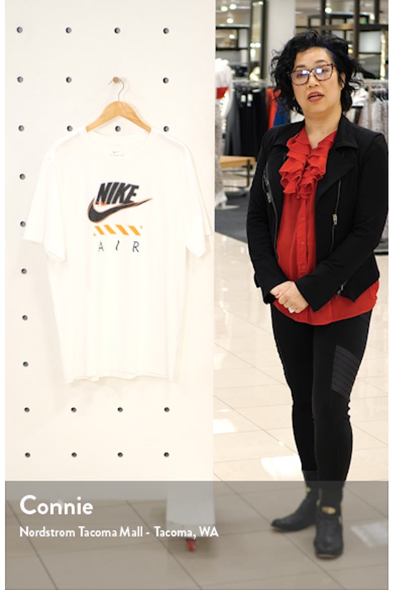 Sportswear Nike Air® Graphic Tee video