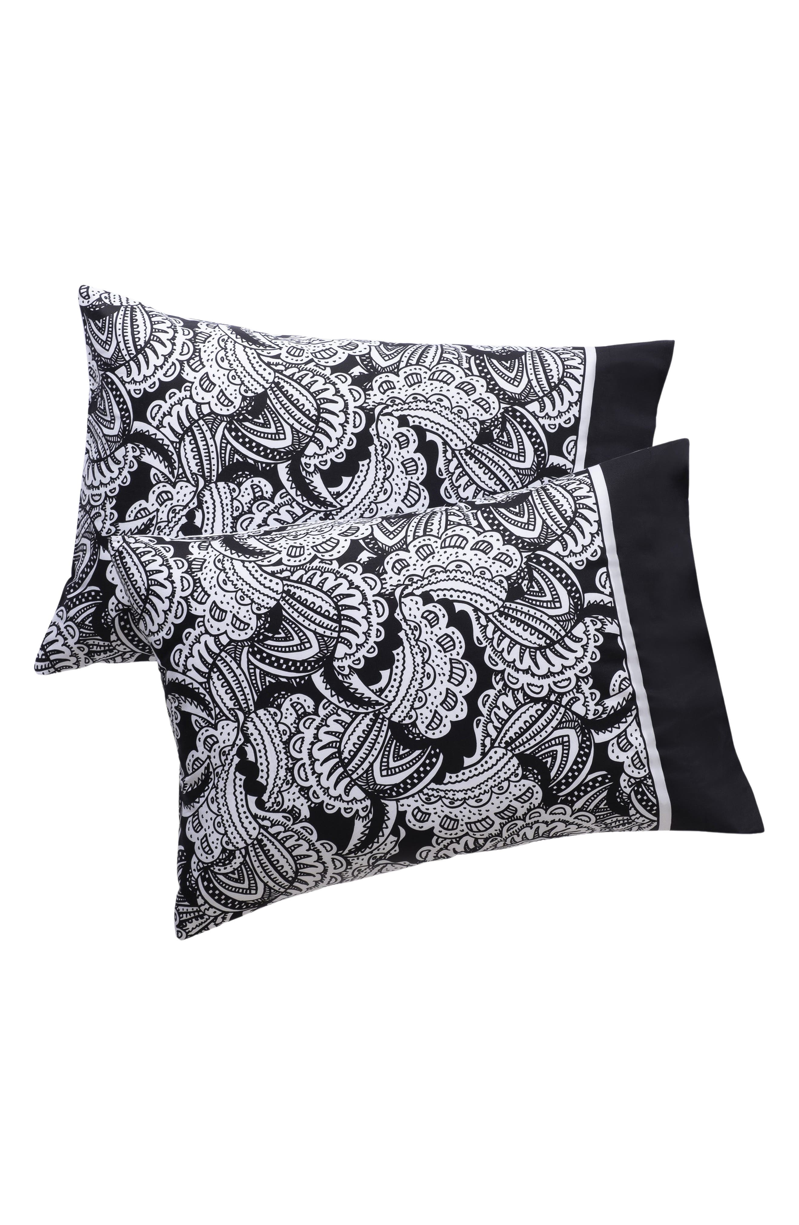 Set of Two Paisley Print Pillowcases