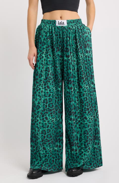 Total Knock Out Pleated Wide Leg Pants