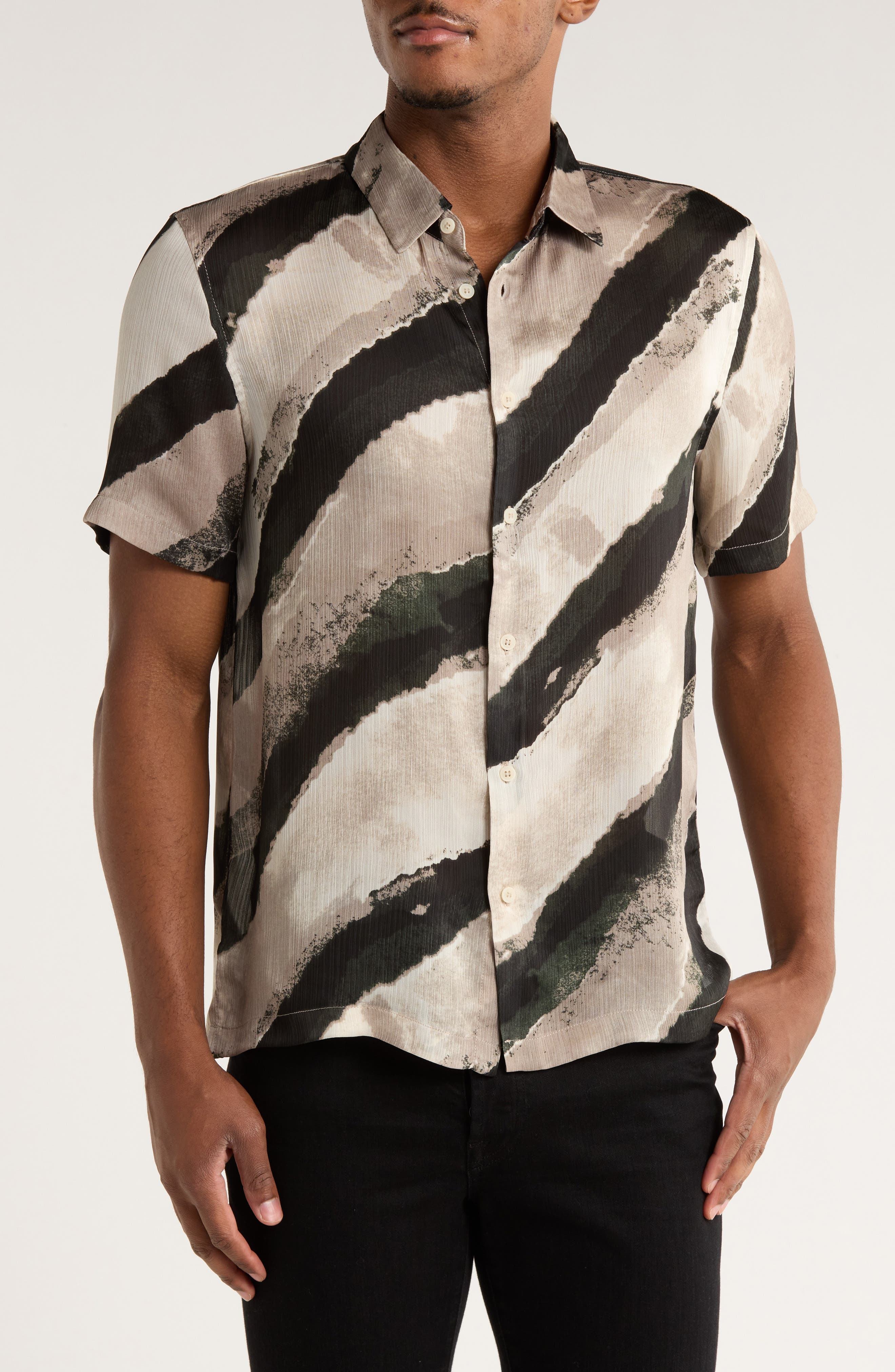 INDUSTRY REPUBLIC CLOTHING Short Sleeve Button-Up Shirt