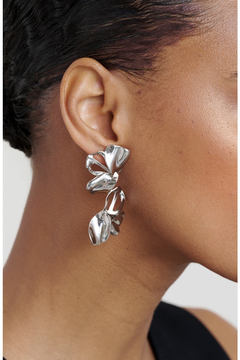Leighanna Abstract Leaf Drop Earrings, Alternate, color, SILVER TONE
