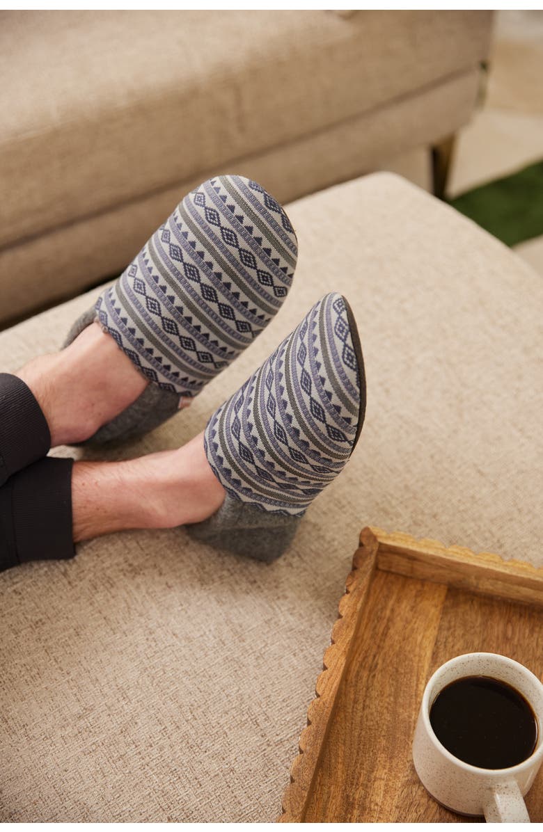 Feelgoodz Mens Laidback Slipper Artisan Woven Indoor Closed Heel House Shoes, Alternate, color, Hemlock