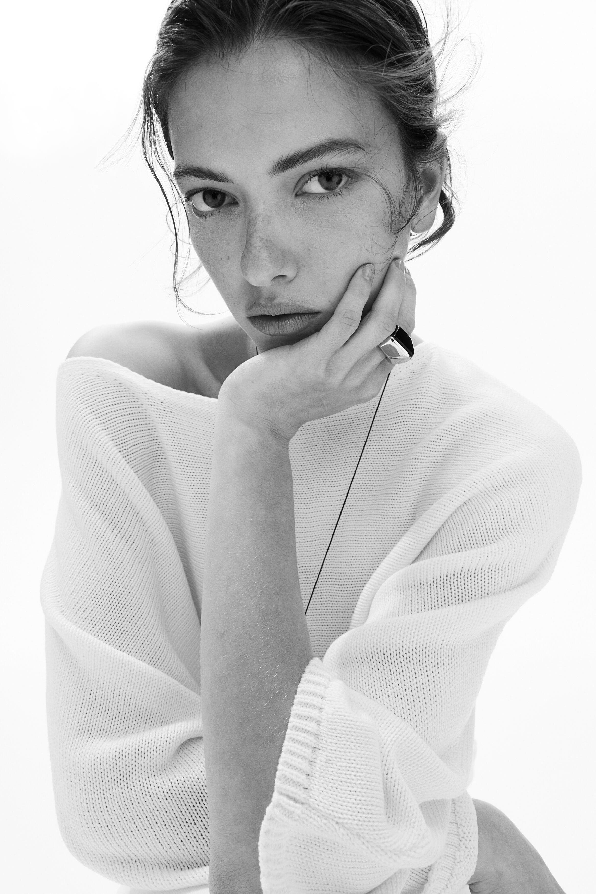 Batwing-sleeved Jumper - image 4