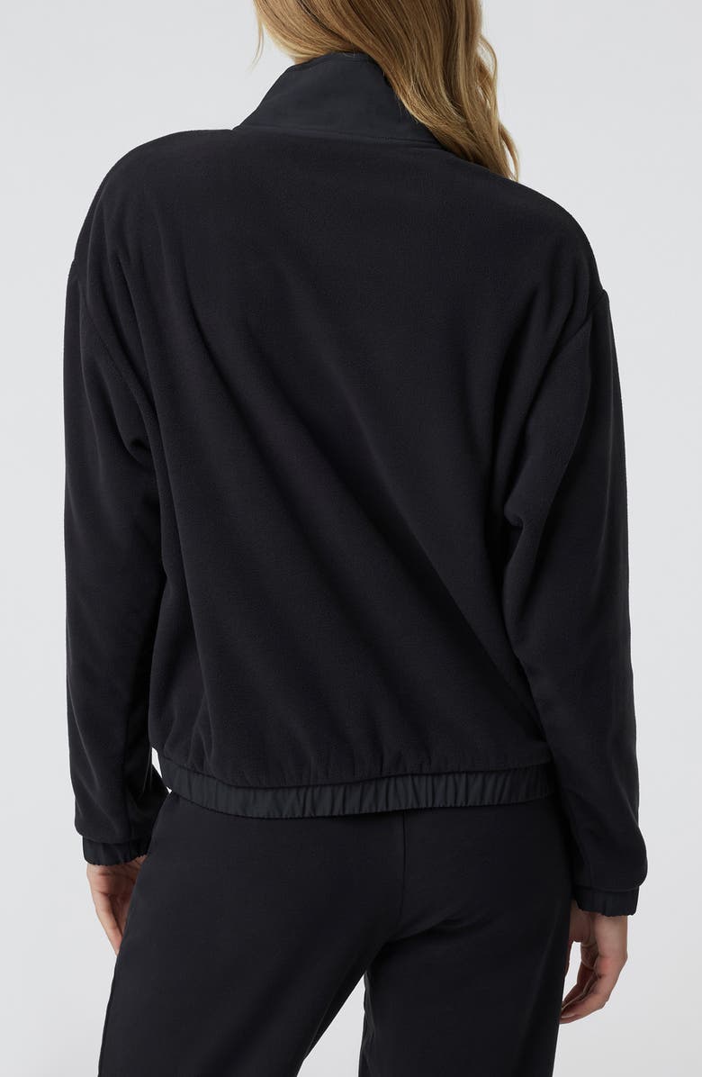 Vuori Water Resistant Half Zip Pullover, Alternate, color, Black