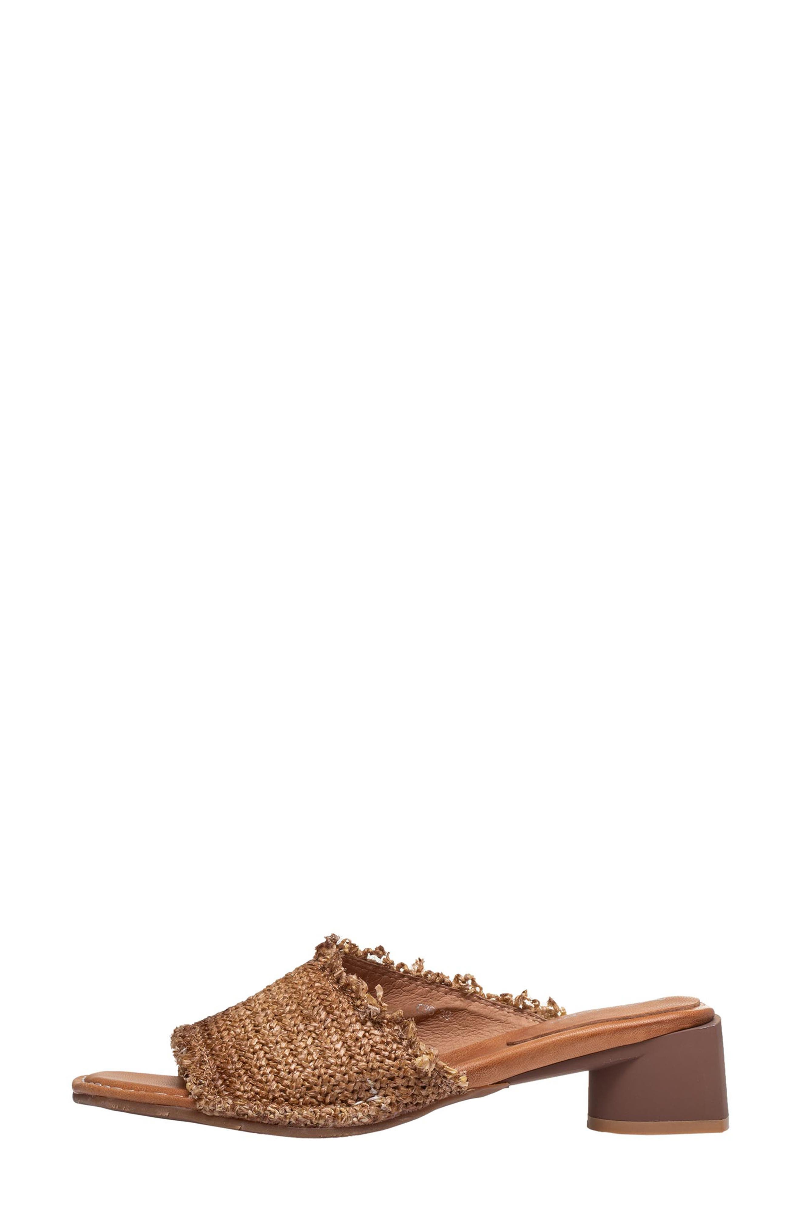 ANTELOPE Clover Raffia Block Heel Sandal, Alternate, color, 