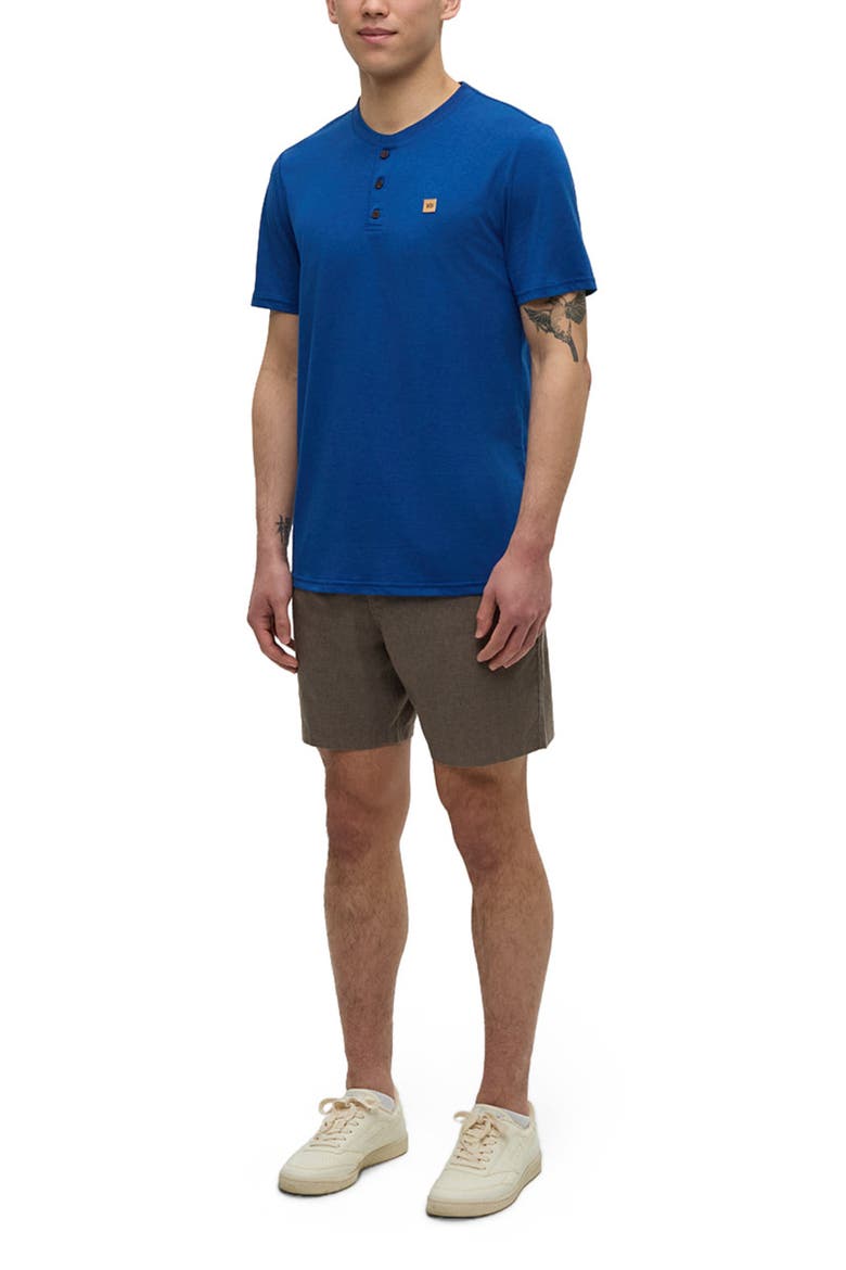 Baker Henley, Main, color, Nightfall