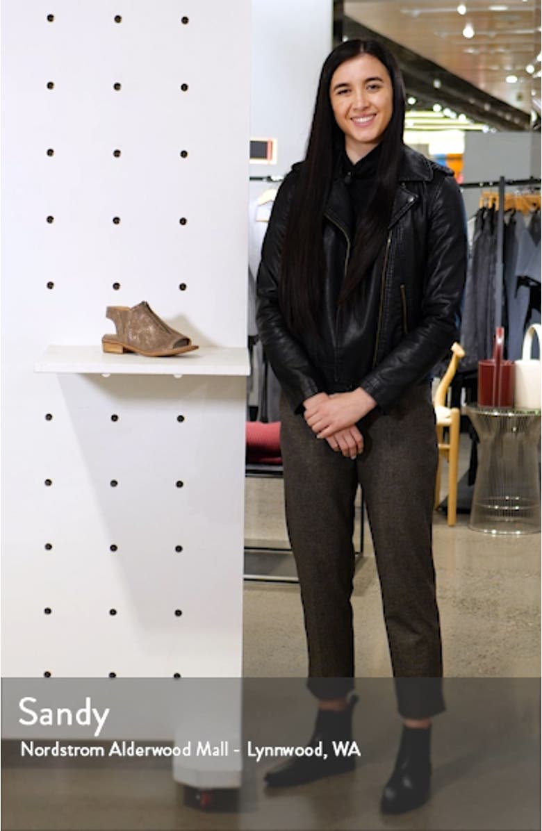 Nalda Sandal, sales video thumbnail