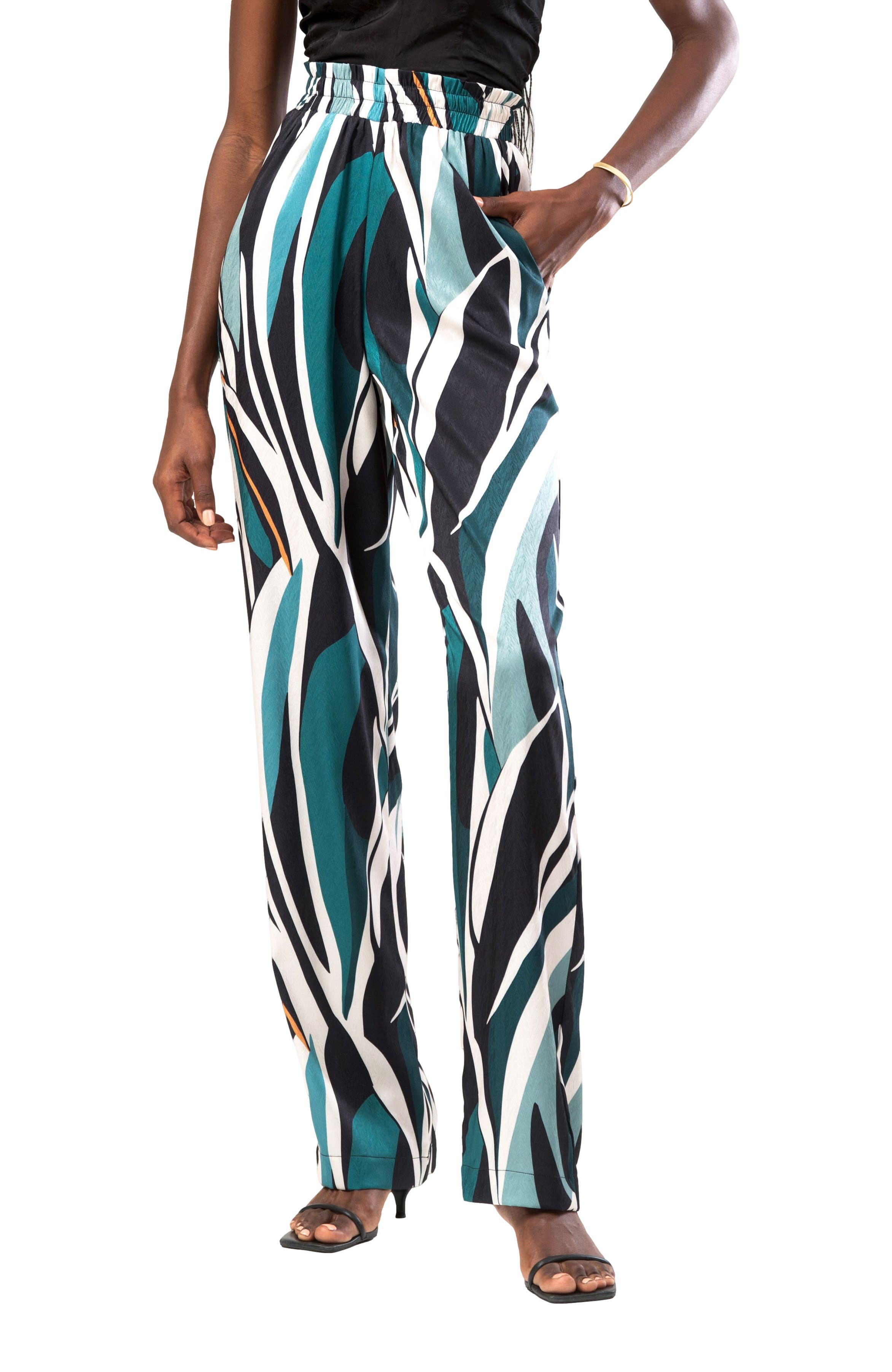DIARRABLU Leer Pants in Petal Teal 