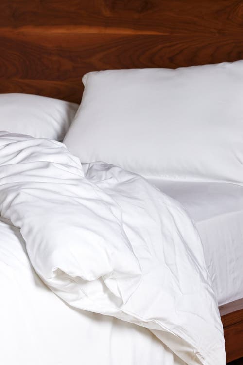 Bedvoyage Luxury 100% Viscose Cooling Duvet Cover With Shams, 3pc Set In White